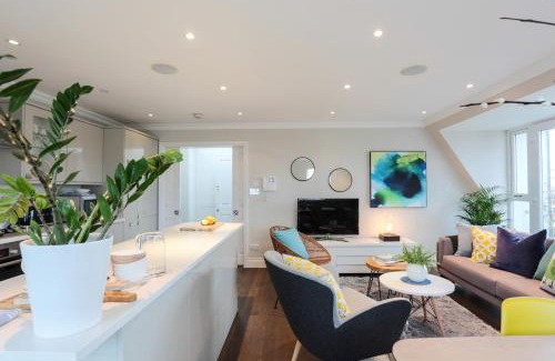 Balham Apartment | Madison Hill - White Hill House 5 - 3 bedroom flat