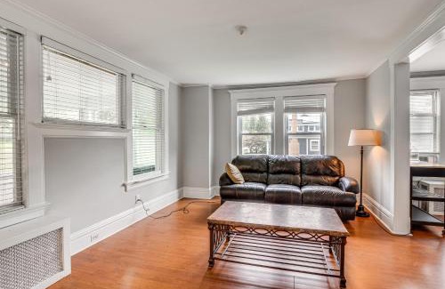 Madison House | Madison Home Walk to Main Street!