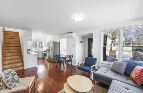 Middletown House | Madison Lodge - Port Jervis, Hudson River
