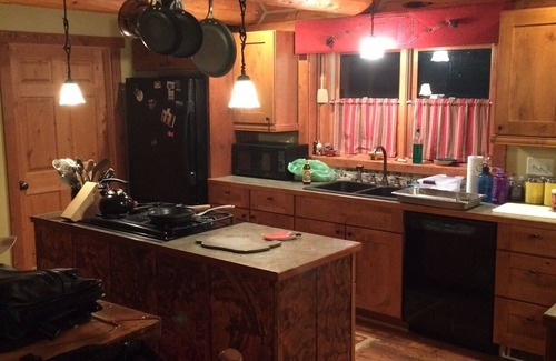 Cameron House | Madison Valley Cabin