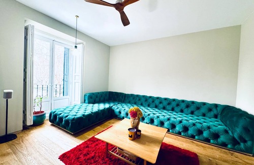 Malasana Apartment | Madrid Urban Getaway - 2BR Apartment