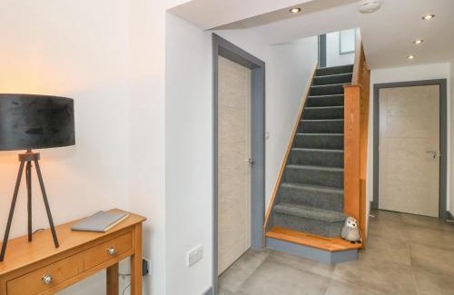 Llanbedrgoch House | Maes Llwyd