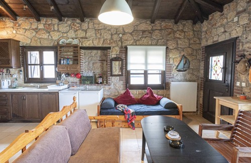 Psakoudia House | Mafalda House by Travel Pro Services