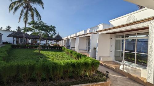Mafia Island Hotel | Mafia Dream Hotel