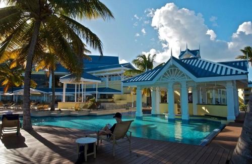 Lowlands Hotel | Magdalena Grand Beach & Golf Resort