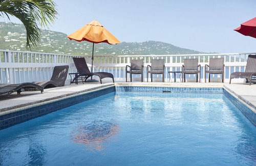 North Side Villa | Magens Bay Super Villa! 2025 Specials - 1or2 Nts Free 3Pools - Beach -36' Boat!
