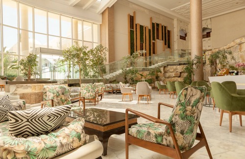 Yasmine Hotel | Magic Life Africana