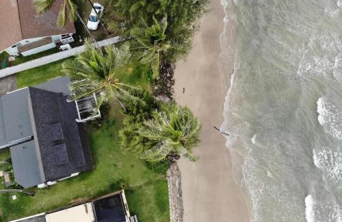 Punaluu House | Magic North Shore Beach House 30 day rental PCC BY