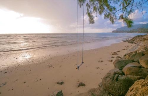 Punaluu House | Magic North Shore Beach House 30 day rental PCC BY