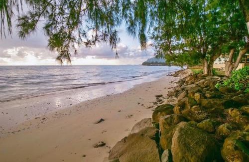Punaluu House | Magic North Shore Beach House 30 day rental PCC BY