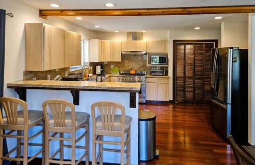 Cleone House | Magical estate & detached guest suite with hot tub, game room, pond & playset