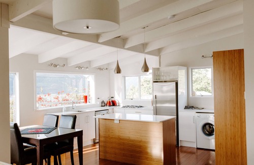 Diamond Harbour House | Magical Harbour Views 2