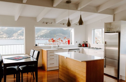 Diamond Harbour House | Magical Harbour Views 2