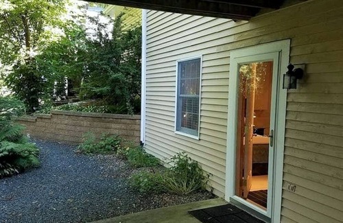 Rochester House | Magical Nest Hideaway
