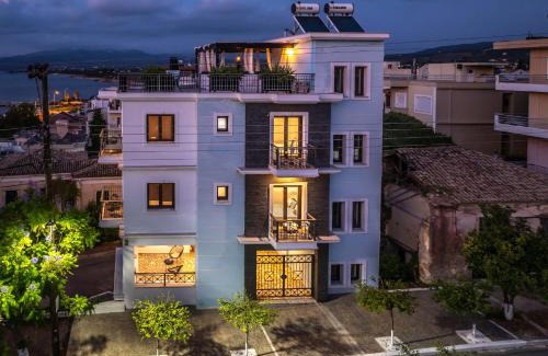 Kiparissia Apartment | Magical Seaside Town Boutique Apts 1