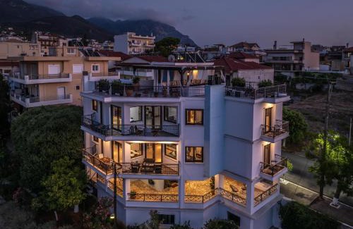 Kiparissia Apartment | Magical Seaside Town Boutique Apts 1
