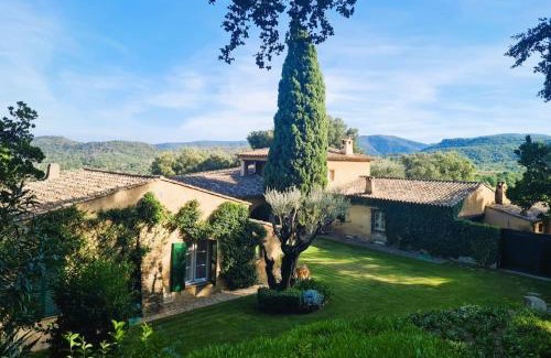 La Mole Villa | Magical villa 14 pers pool Clim