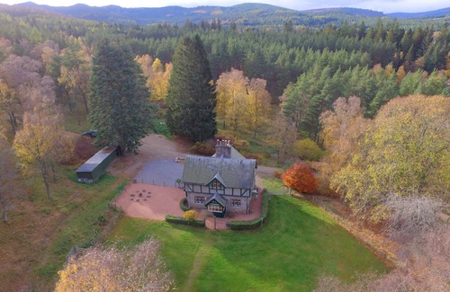 Ballater House | Magical Woodland Cottage