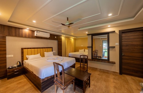 Moratandi Hotel | Magizhvanam