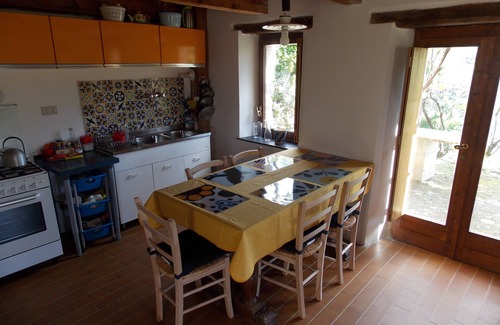 Magliolo Cottage | Magliolo: Between the seaside and the mountain