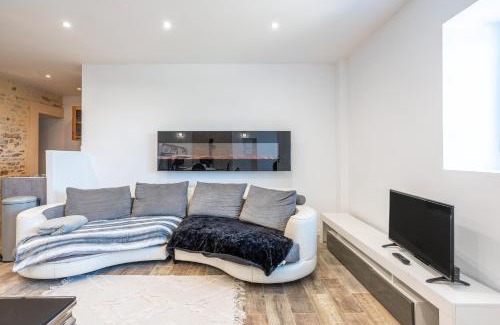 Saint-Martin-des-Fontaines House | Magnifique Maison 5 Personnes