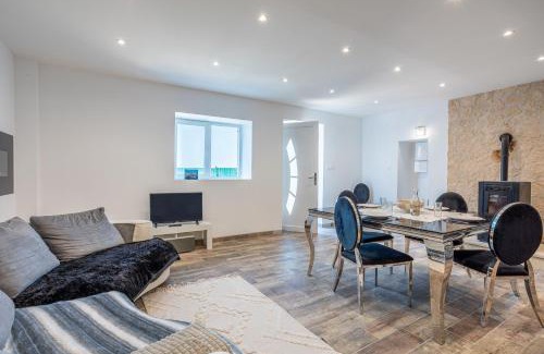 Saint-Martin-des-Fontaines House | Magnifique Maison 5 Personnes