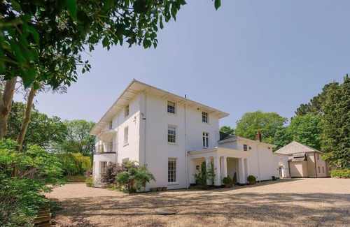 Tawstock House | Magnificant 9 Bedroom Georgian House, indoor pool, cinema room, Sleeps 18-22