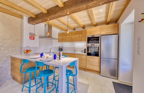 Brantome-en-Perigord House | Magnificent gîte with spa, 5 minutes from Brantôme