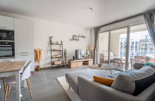Aix-en-Provence Historic Centre Apartment | Magnificent Apartment - Downtown Aix-en-Provence