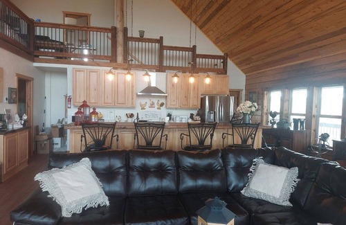 Westcliffe Cabin | Magnificent Cabin views of Sangre De Cristo Mountain Range, and Wet Mountains.