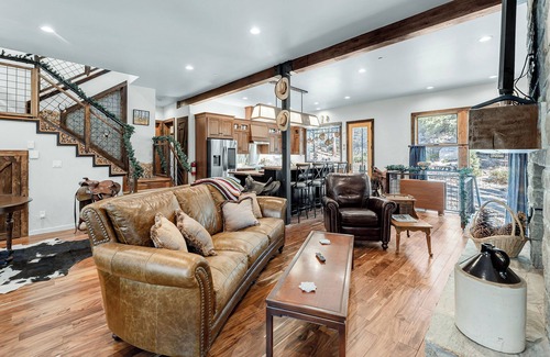 Upper Kingsbury House | MAGNIFICENT CHALET SOUTH LAKE TAHOE-Heavenly, Tahoe Rim Trail, 10