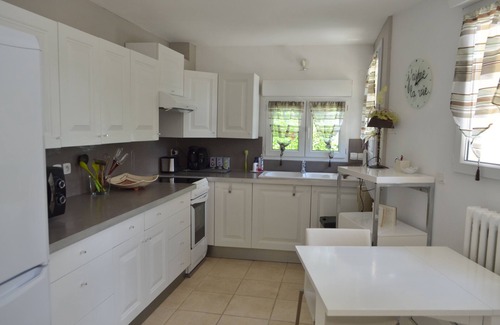 Rochefort-du-Gard Cottage | Magnificent little house, gîte, well located