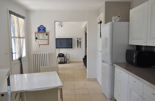 Rochefort-du-Gard Cottage | Magnificent little house, gîte, well located