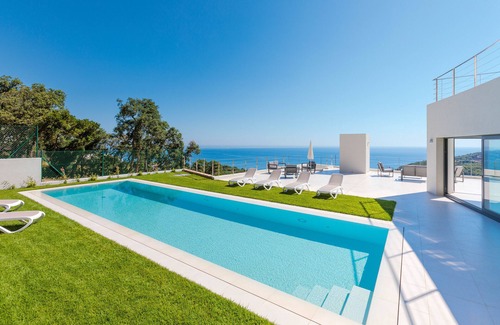 Sa Riera Villa | Magnificent modern villa with superb sea view