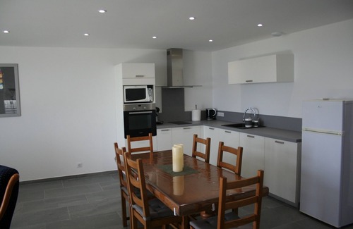 Poggio-Mezzana Apartment | Magnificent view of the Mediterranean in a typical village