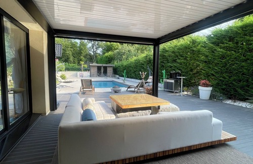 Etiolles Villa | Magnificent villa with swimming pool 35 minutes from Paris