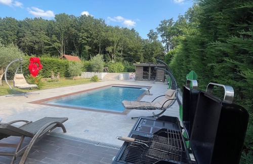 Etiolles Villa | Magnificent villa with swimming pool 35 minutes from Paris