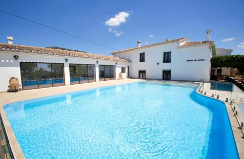 Onil Villa | Magnificient Rural Home With Pool and BBQ