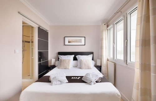 Neuilly-sur-Marne Apartment | Magnifique appartement entre Disneyland et Paris 3 Chambres