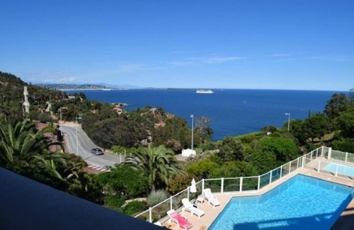 Theoule-Superieur Apartment | Magnifique Appartement vue mer Avec Piscine et Climatisation