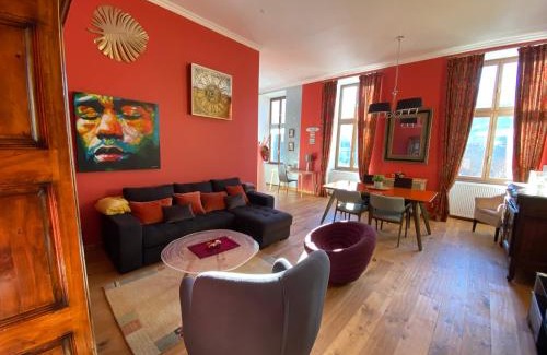 Jausiers Apartment | Magnifique appartement 6 couchages dans villa historique
