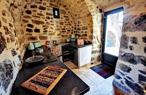 Lablachere House | Magnifique Gîte en Pierres 6 Personnes Avec Piscine Privée Ardèche Plein sud