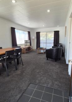 Waiotahi Hotel | Magnolia Court Motel
