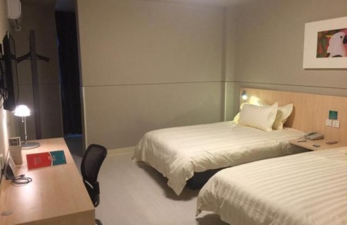 Yunhe District Hotel | Magnolia Hotel Cangzhou West Railway Station Jiefang Road