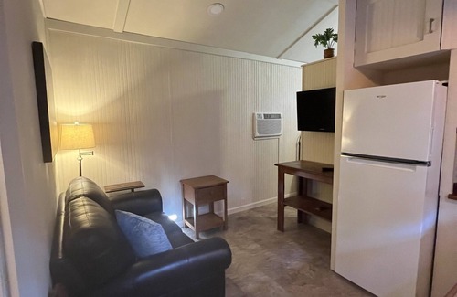 Magnolia House | Magnolia Tiny House in the Country