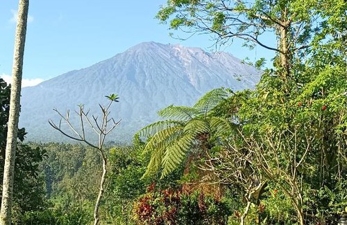Rendang Resort | Mahagiri Resort & Restaurant