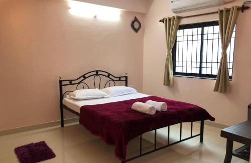 Mapusa Apartment | Mahalaxmi Homestay II