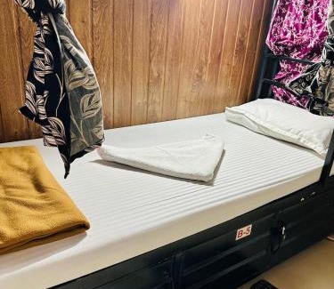 Sakinaka Hostel | Mahira Dormitory