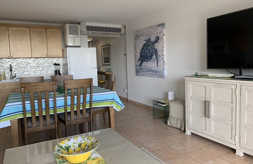Maho Condo | Maho Royal Islander, La Terrasse 2br 2ba Sleeps 6 Beautiful White Sand Beachn