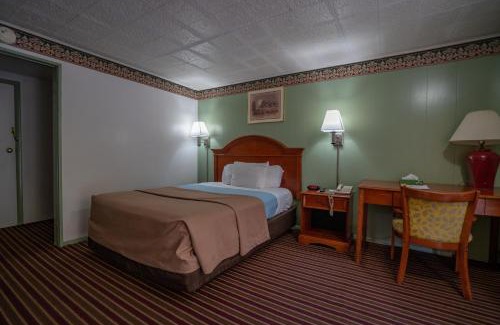 Lehighton Hotel | Mahoning Inn